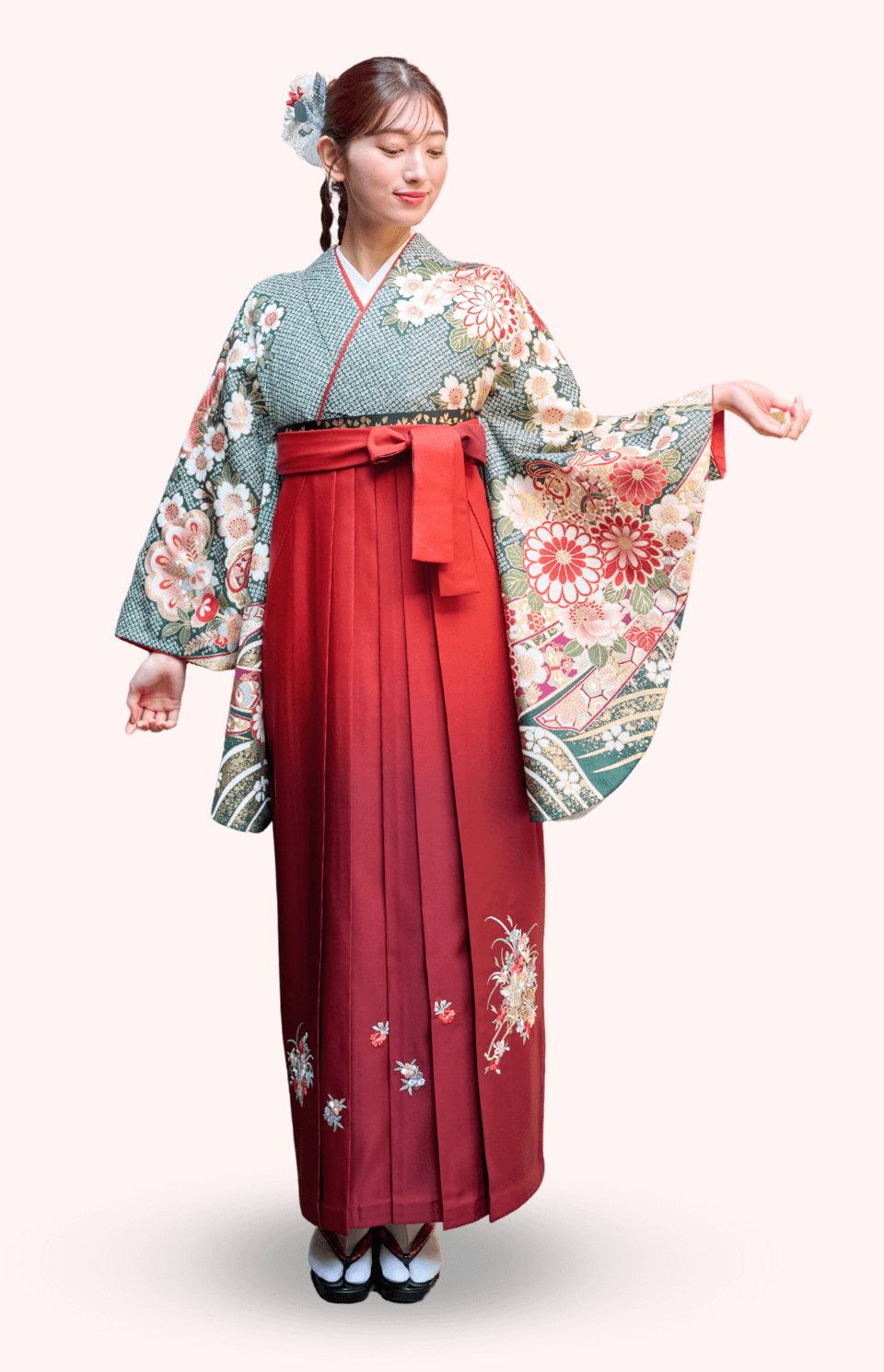 〈着物〉緑色 疋田に熨斗 〈袴〉エンジ色&茶色ぼかし 花車の刺繍袴 【111】