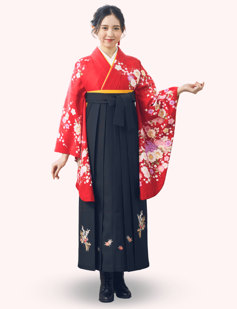 〈着物〉赤色 乱菊柄着物 〈袴〉黒色 熨斗目花束の刺繍袴 【125】