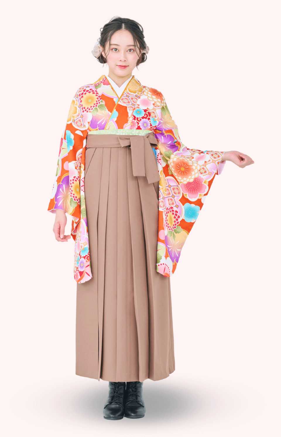 〈着物〉朱色 楓桜に万寿菊柄着物 〈袴〉ココア色 無地袴 【143】