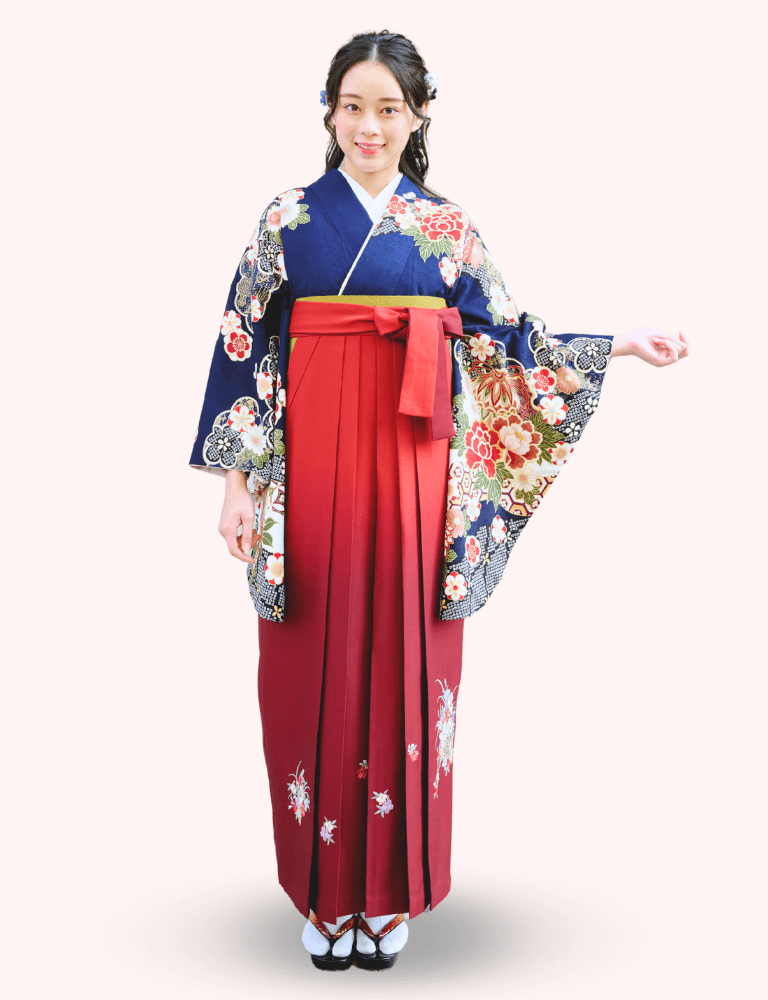 〈着物〉紺色 雲撮り慶長柄 〈袴〉エンジ色&茶色ぼかし 花車の刺繍袴 【147】