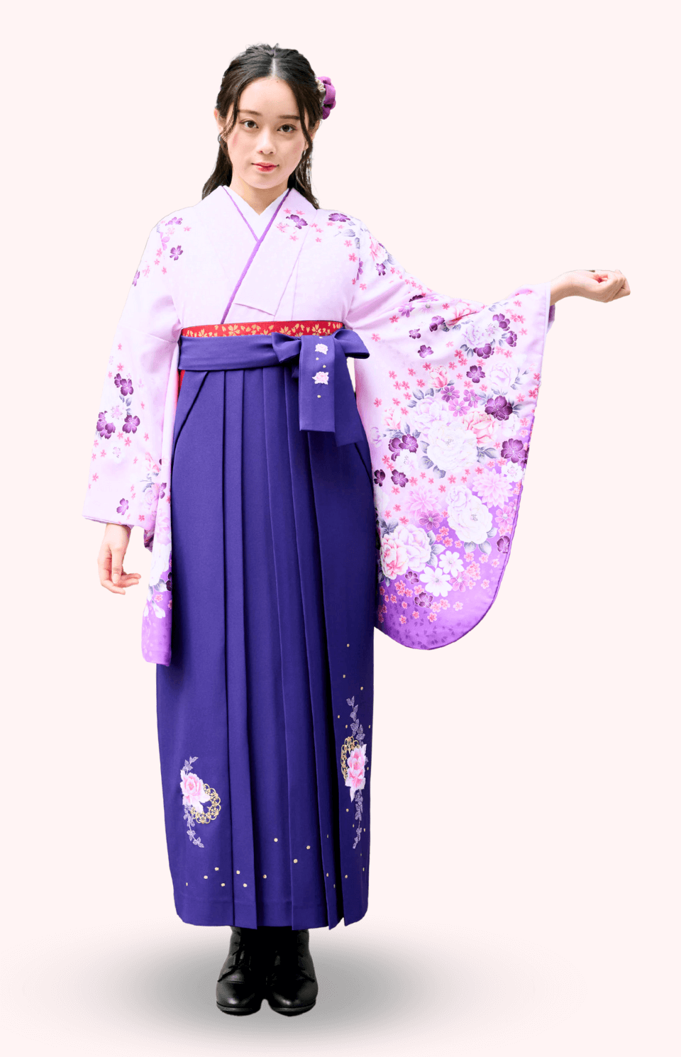 〈着物〉紫色 牡丹柄着物 〈袴〉紫色 花王冠刺繍袴 【153】