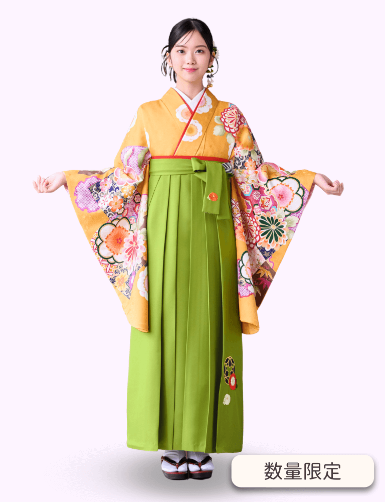 〈着物〉からし色 市松取り柄着物 〈袴〉鶯色（カーキ･オリーブ） 万寿菊柄袴 【312】