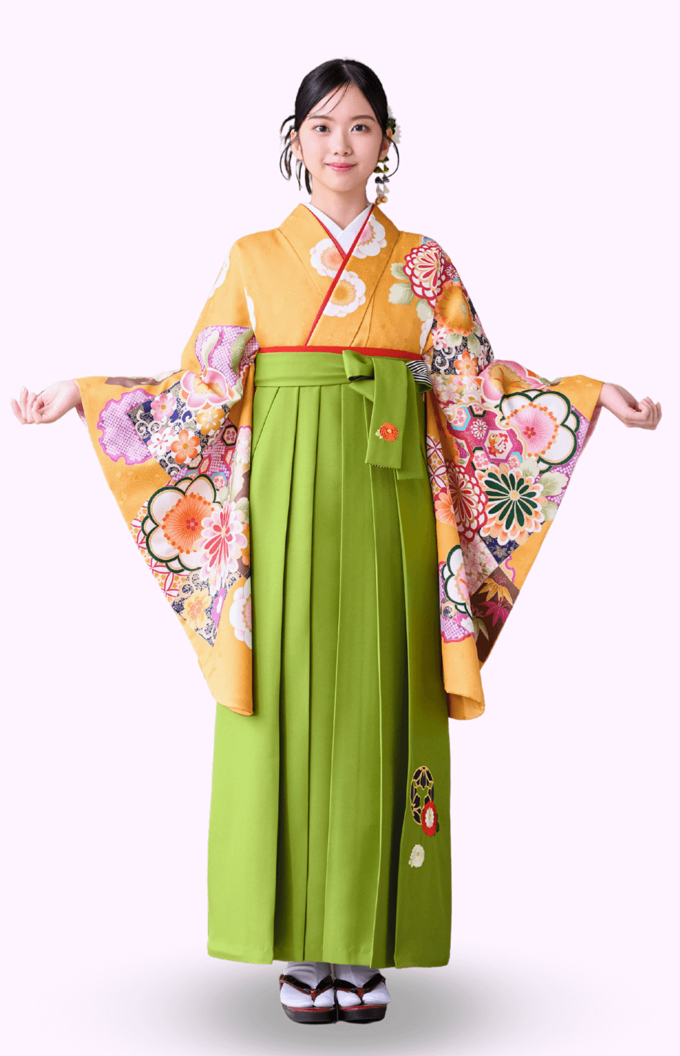 〈着物〉からし色 市松取り柄着物 〈袴〉鶯色（カーキ･オリーブ） 万寿菊柄袴 【312】