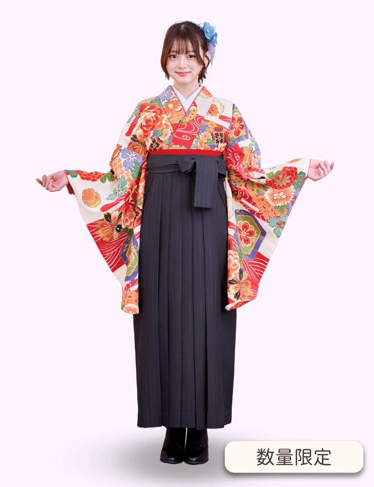 〈着物〉白色 亀甲流水柄着物 〈袴〉黒色 ストライプ袴 【325】