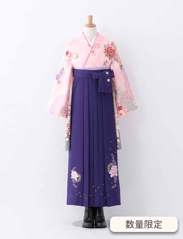 着物〉白色 刺繍桜柄着物 〈袴〉ローズ色 ハートリボン刺繍袴 【549 