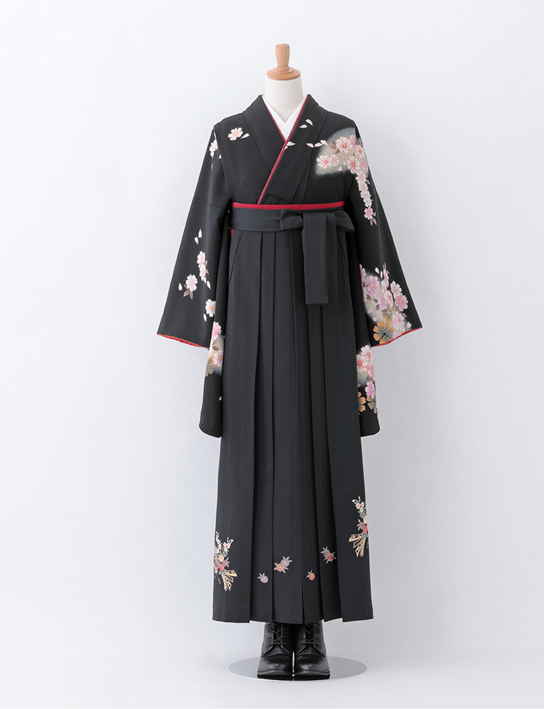 黒系の着物×黒系の袴
