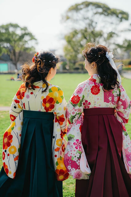 卒業袴に合う髪型 ヘアアレンジは 髪の長さ別に紹介 お役立ち情報 卒業袴 マイム 卒業袴レンタル 振袖レンタル ウェディングドレスレンタル