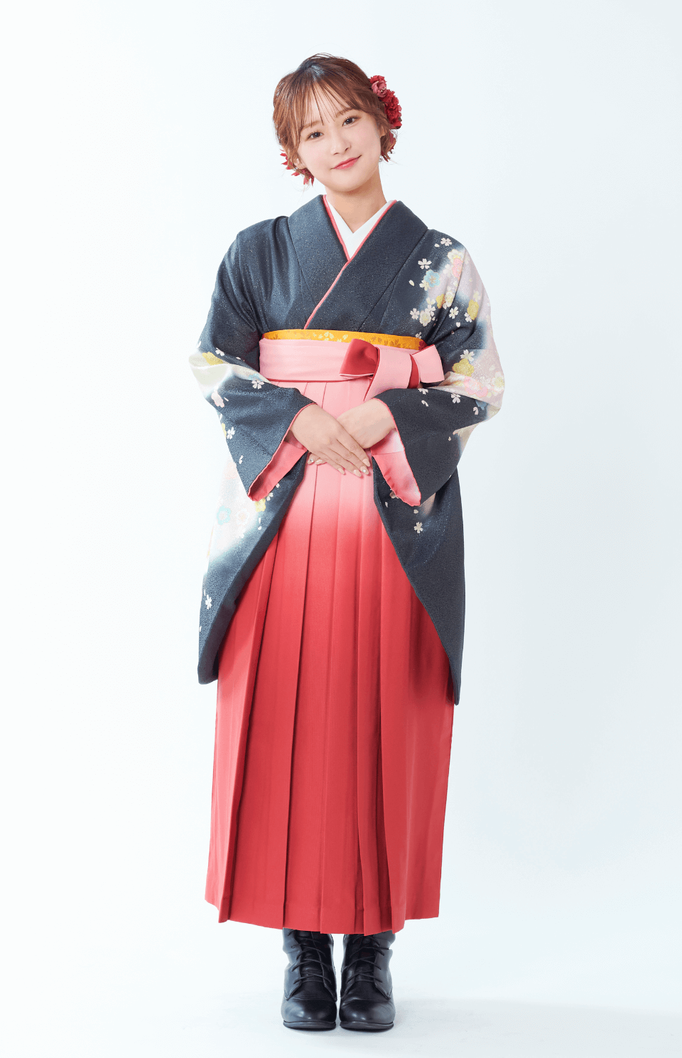 〈着物〉黒色 ラメ 〈袴〉ピンク色ぼかし 無地袴 【G115】