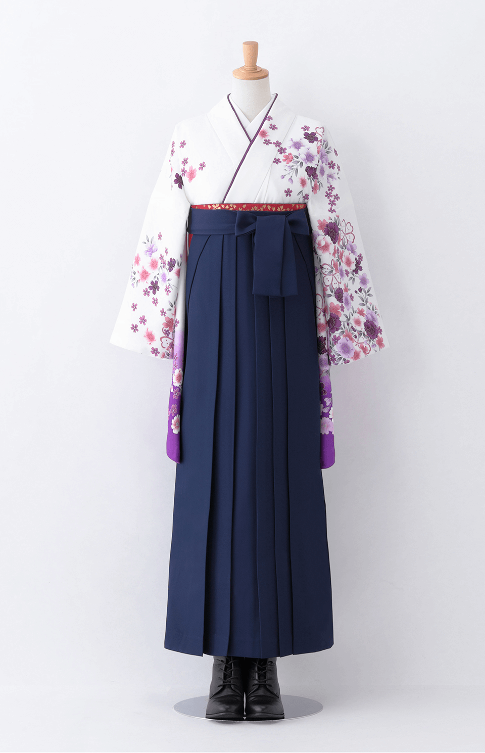 〈着物〉白色×紫色 桜枝垂れ柄着物 〈袴〉紺色 無地袴 【T196】
