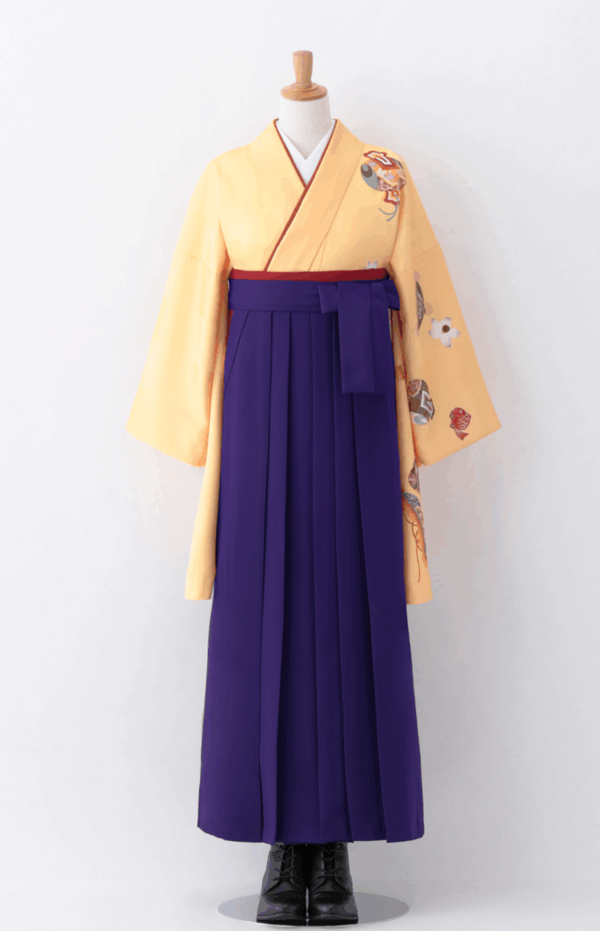 黄系の着物
紫系の袴