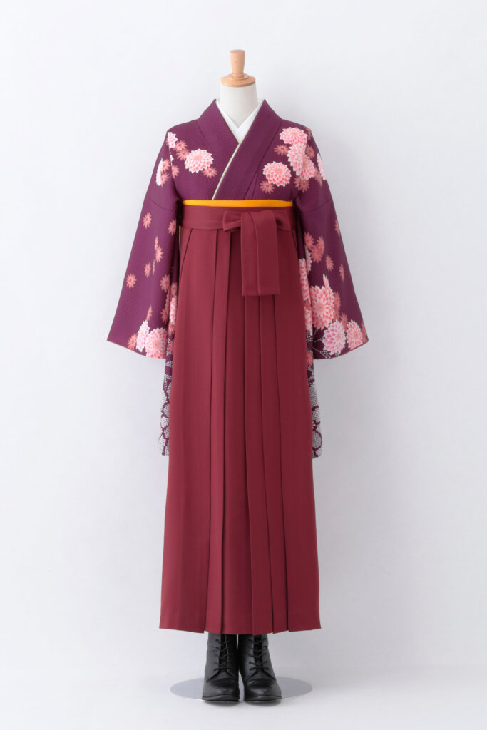 紫の着物_Ｓ28（紫の着物とエンジの袴）