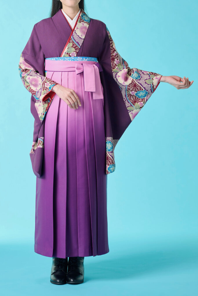 紫の袴_H48（紫の着物と紫のグラデーション袴）